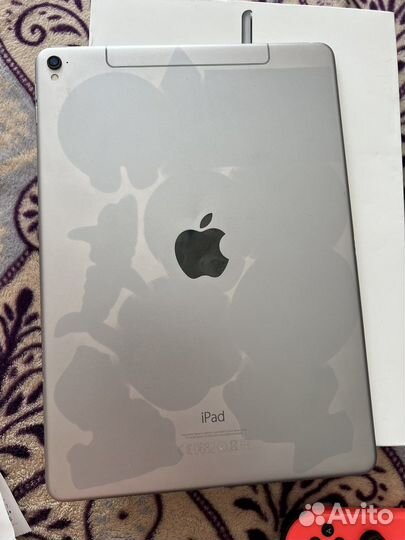 iPad pro 9.7 128gb wi fi+cell