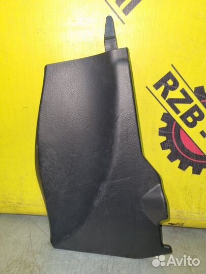 Накладка центральной консоли левая Toyota Corolla