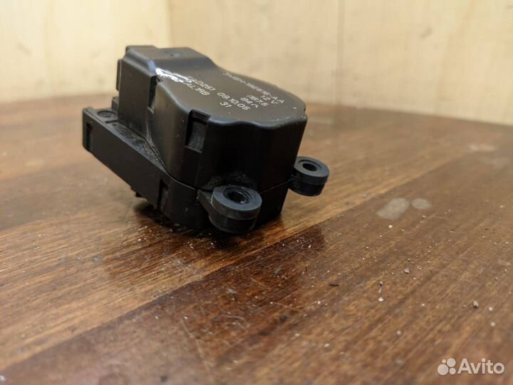 Сервопривод печки Ford Focus 2005 (ящик 08)