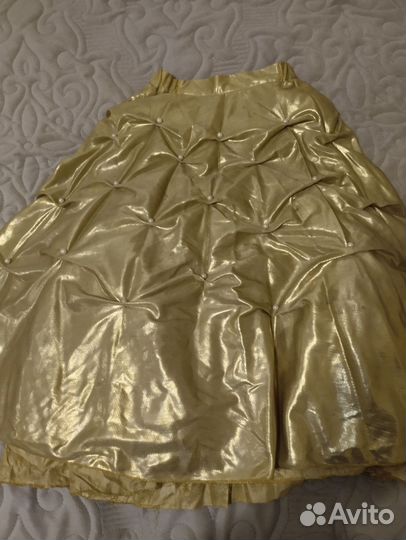 Золотое платье