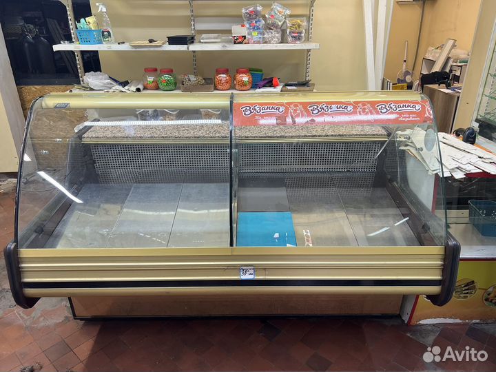 Холодильник витрина бу