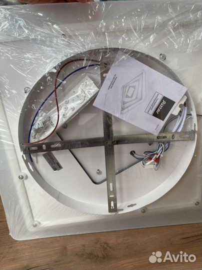 Люстра светодиодная новая