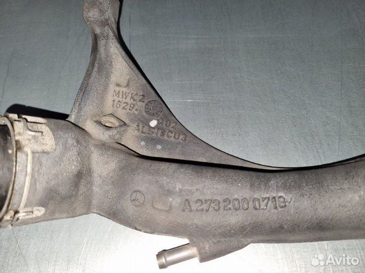 Трубка системы охлаждения Mercedes-Benz W221