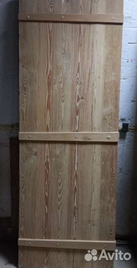 Дверь деревянная лиственница