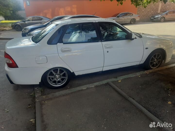 LADA Priora 1.6 МТ, 2010, битый, 466 000 км