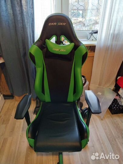 Кресло компьютерное игровое dxracer