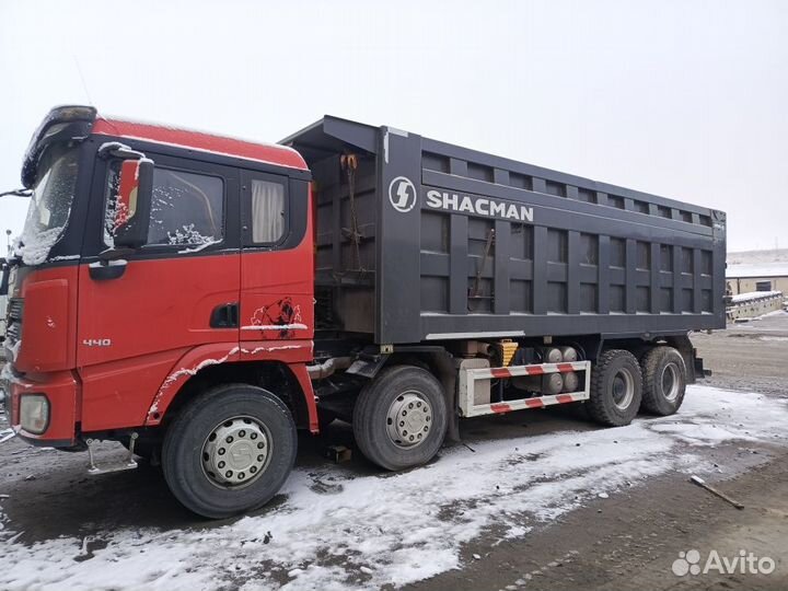 Самосвал 35 м³ Shacman SX33186W366C, 2022