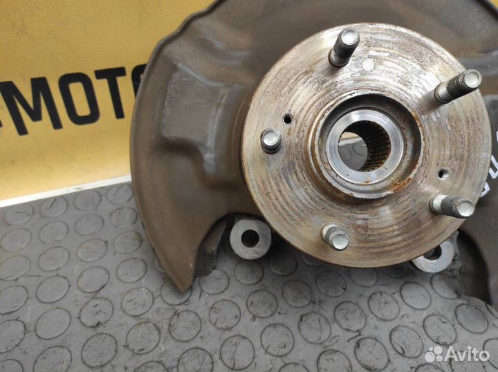 Кулак поворотный передний правый Honda Cr-V RM1