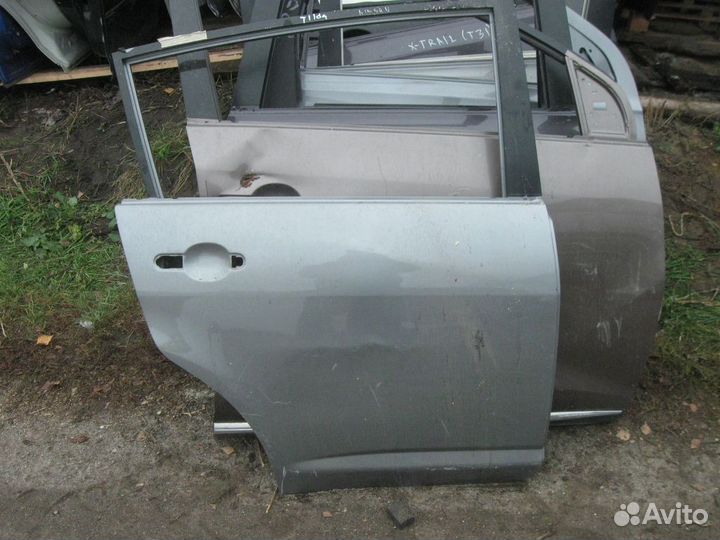 Задняя правая дверь Nissan Tiida HB