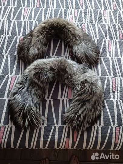 Меховой воротник чернобурка