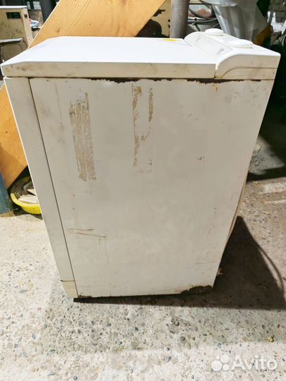 Стираллная машина автомат Ardo TL 600