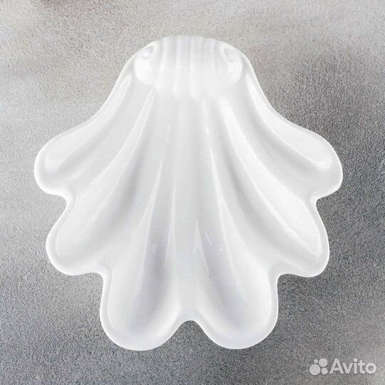 Блюдо-ракушка фарфоровое, 22,521 см