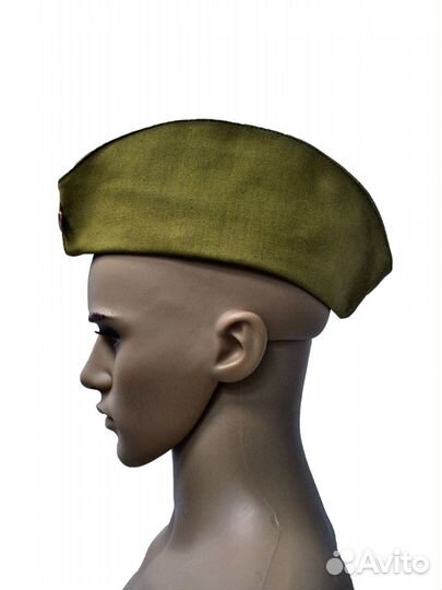 Пилотка солдатская со значками