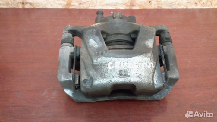Суппорт тормозной передний chevrolet cruze