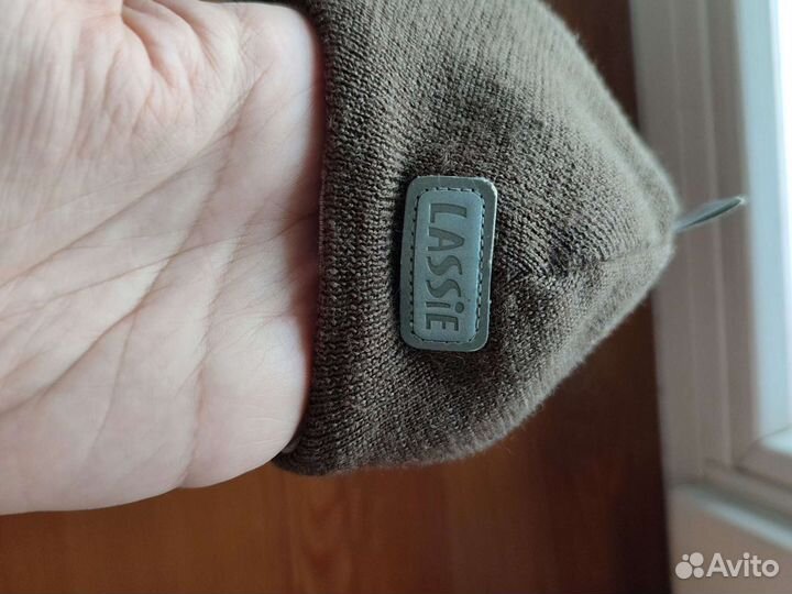 Шапка шлем lassie 44-46 новая