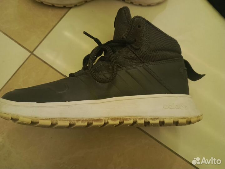 Ботинки зимнии adidas