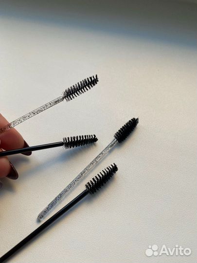 Одноразовые щеточки для бровей