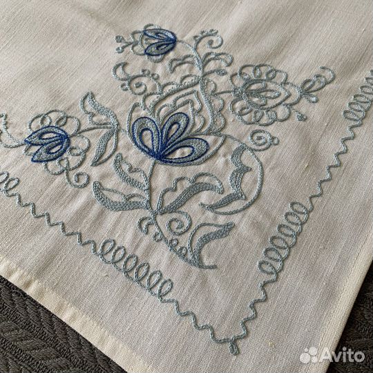 Скатерть льняная белая