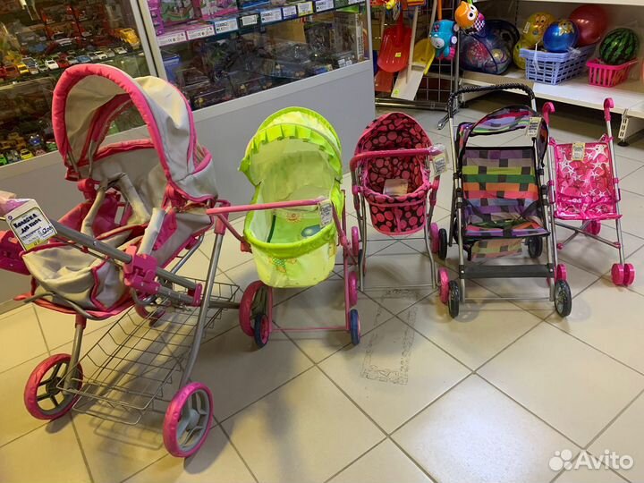 Коляска кукольная,санки,кроватки