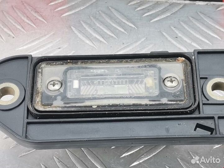 Ручка крышки багажника для Volkswagen Touran 1