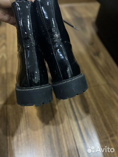 Ботинки женские