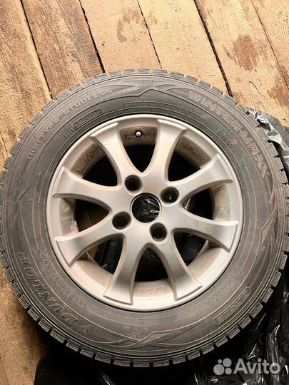 Литье r14 с зимней резиной на Nissan NV200 и др