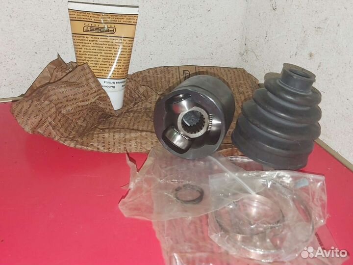 Шрус внутрений левый Suzuki Liana МКПП