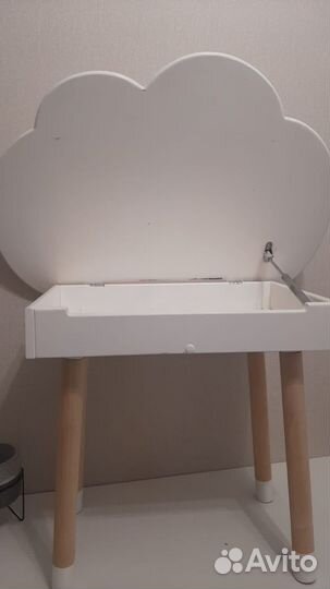 Детский стол