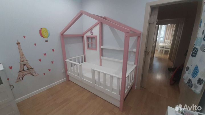 Детская кровать домик