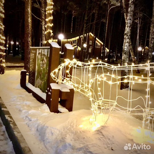 Новогодние уличные украшения