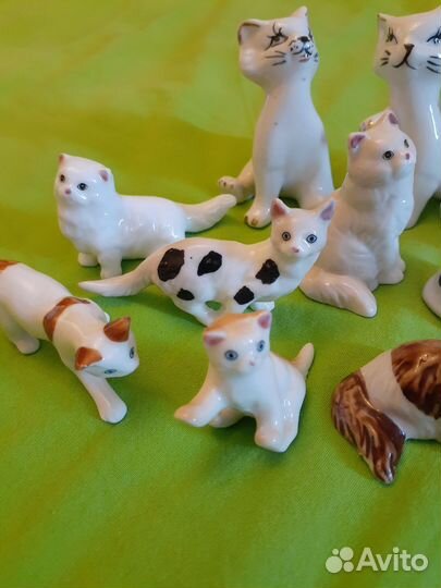 Фигурки кошек коллекция 10 шт