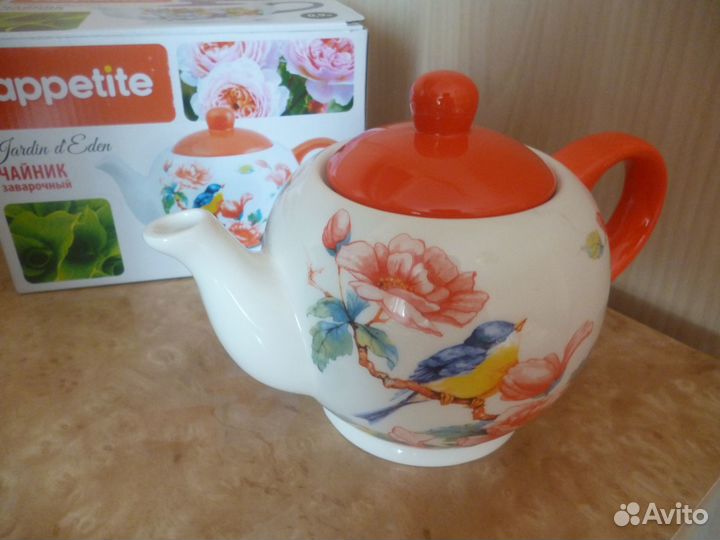 Новый заварочный чайник для подарка