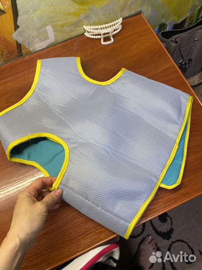 Охлаждающая жилетка для собаки