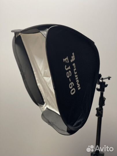 Софтбокс fujimi FJS-60, штатив, сумка, LED yn-300