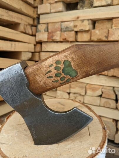 Топор кованый