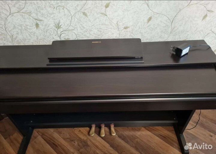 Цифровое пианино Yamaha YDP143