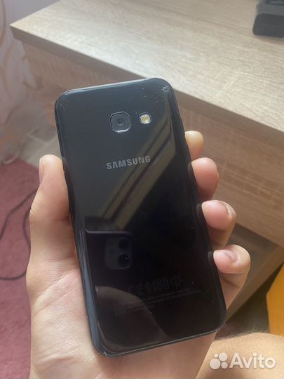 Samsung Galaxy A3 16гб