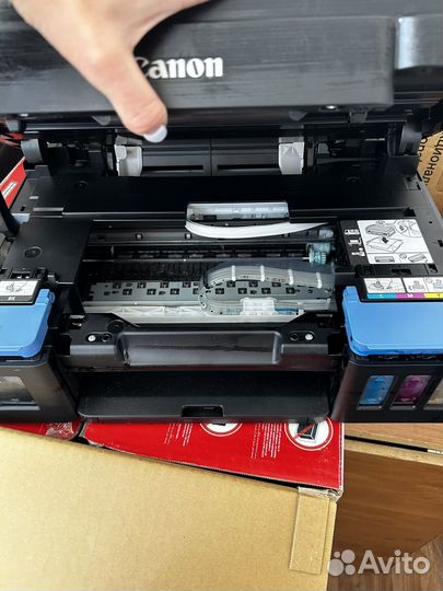 Цветной струйный принтер canon