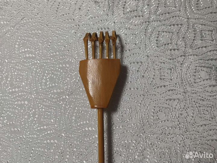 Чесалка бамбуковая новая