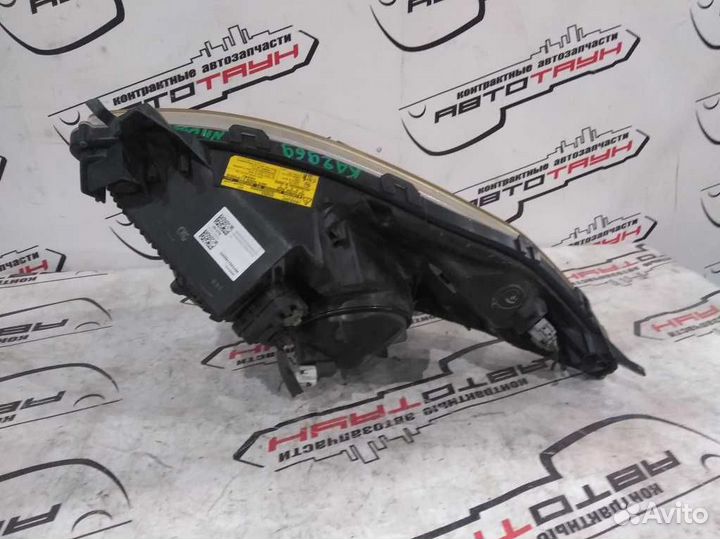 Фара toyota prius NHW20 4720 xenon правая KA2969
