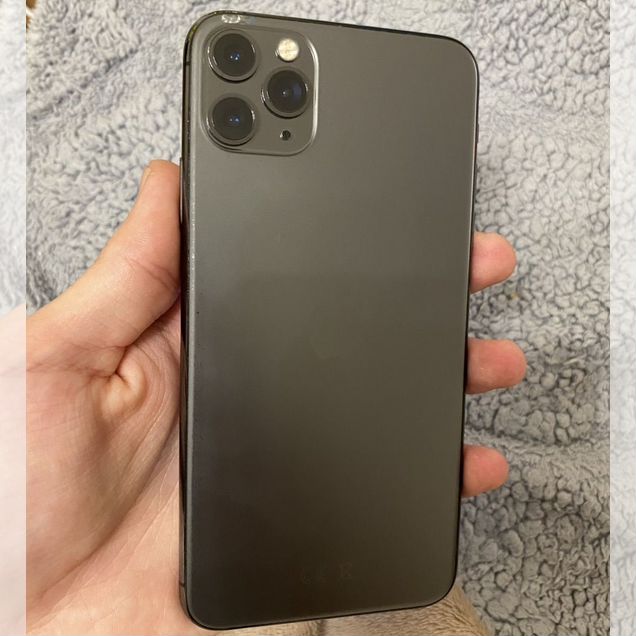 iPhone 11 Pro Max, 256 ГБ, SIM + eSIM
