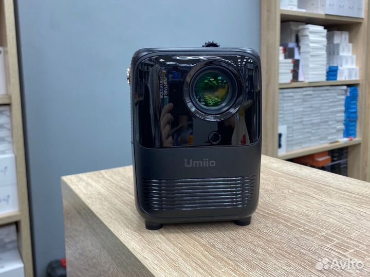 Проектор Umiio A008