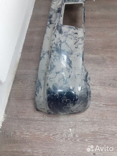 Бампер задний Toyota Carina Ed