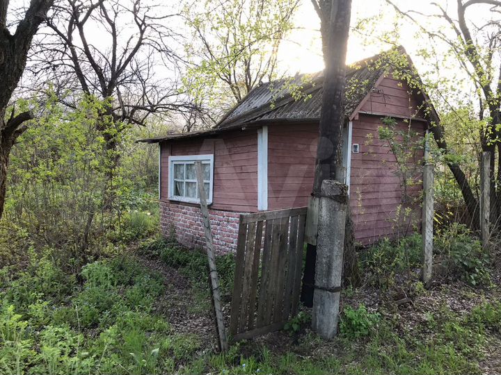 Дача 20 м² на участке 6 сот.