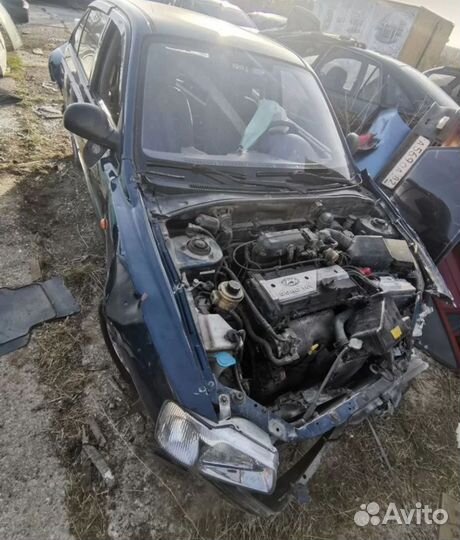 В разборе hyundai accent тагаз