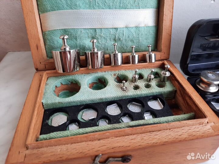 Набор гиря разновесы в футляре, 2 шт одним лотом