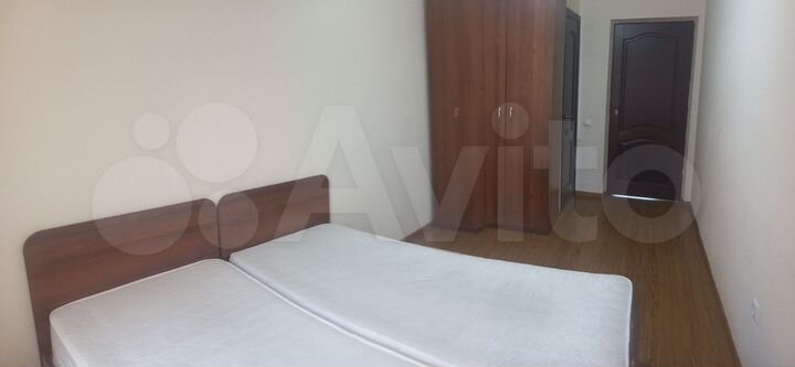 2-к. квартира, 61 м², 2/5 эт.