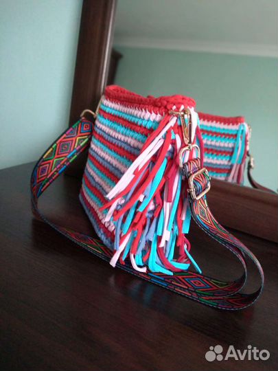 Вязаная крючком сумка