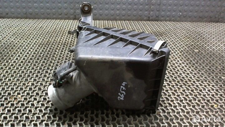 Корпус воздушного фильтра Subaru Impreza (G10), 19