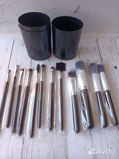 Набор кистей для макияжа 12 шт